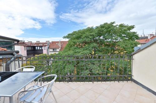 Legerova 33 Apartments ปราก ภายนอก รูปภาพ